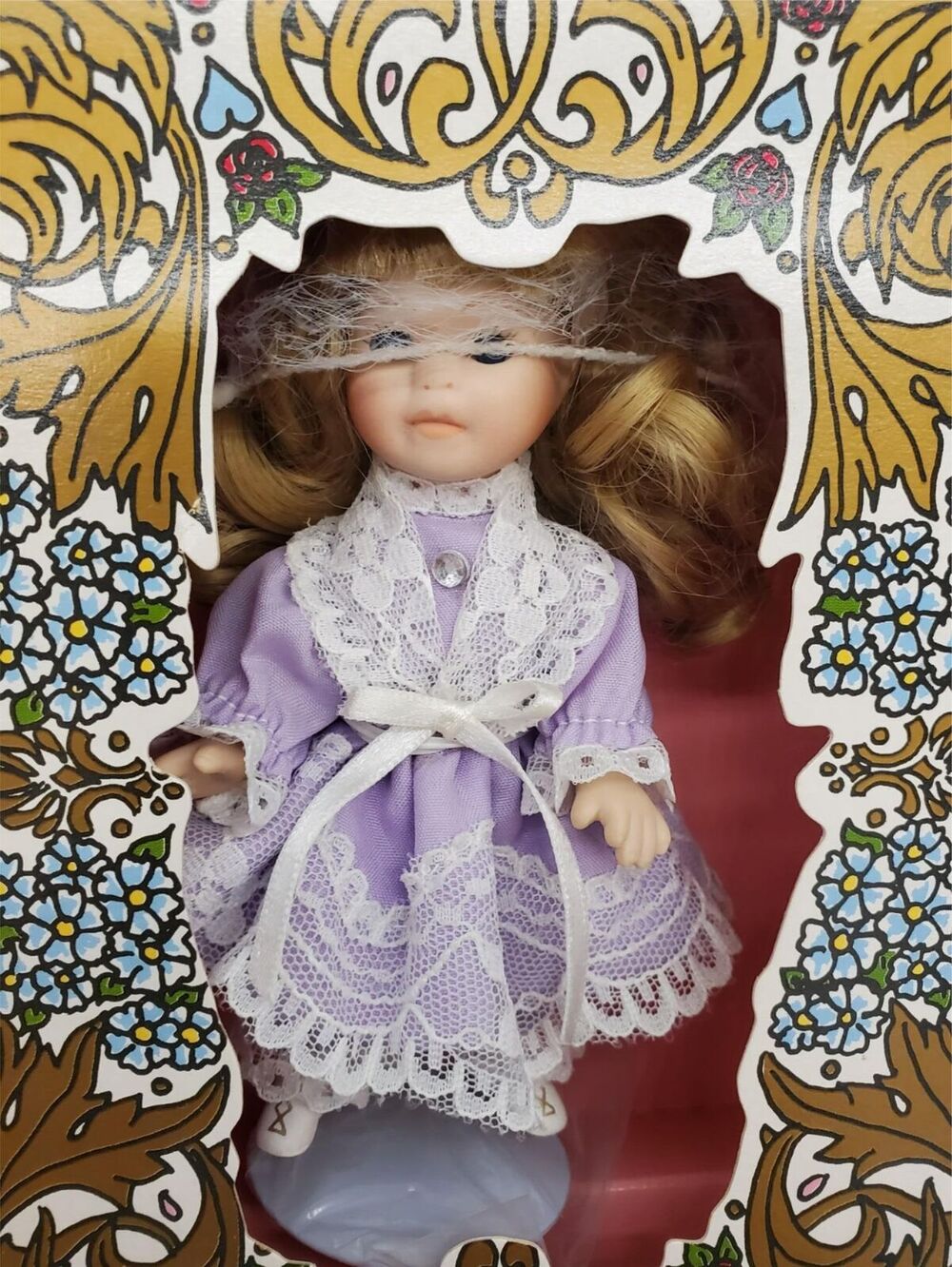World Gallery Special Commemorative Samantha Doll 1994